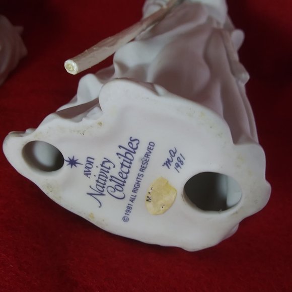 Vintage 1980's Avon Nativity Holy Family - Picture 14 of 15